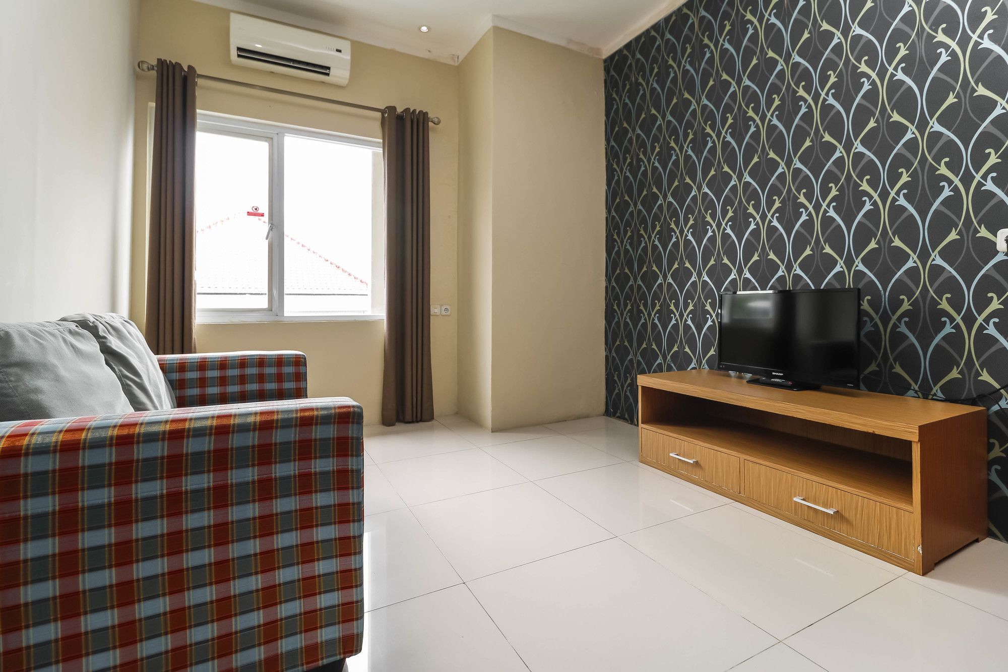 Reddoorz Plus Near Pantai Losari Makassar Buitenkant foto