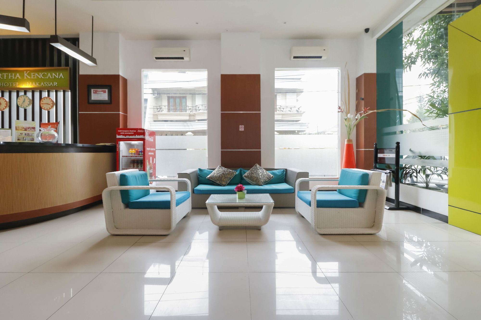 Reddoorz Plus Near Pantai Losari Makassar Buitenkant foto